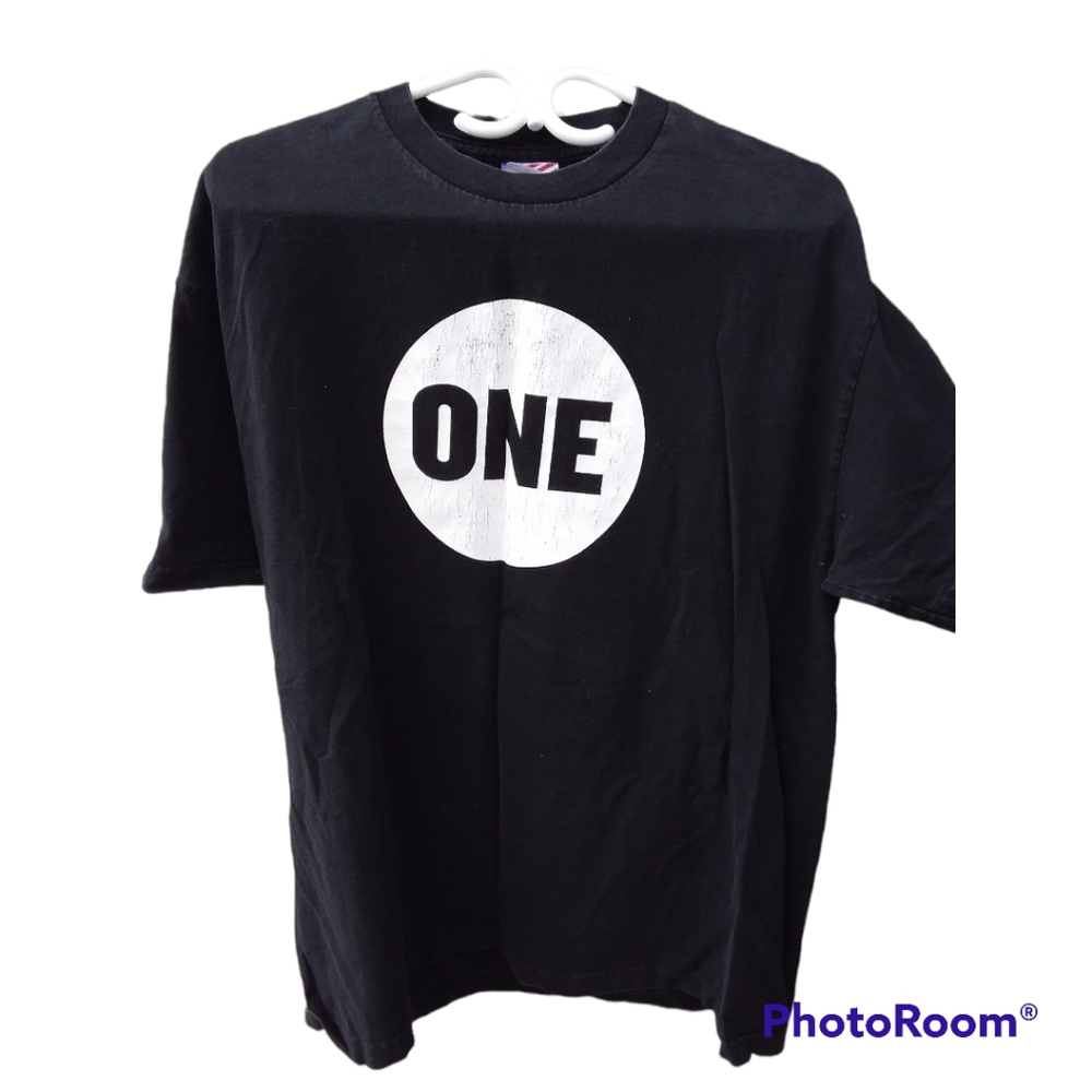 ⭐3/$15  VTG Y2K "One Campaign to End Poverty" T Shirt  - EUC
